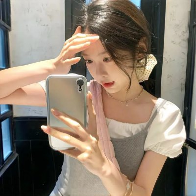 锁红颜